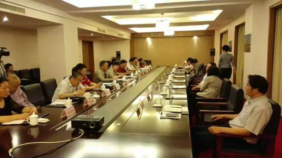 中企合作与国防交流委员会领导一行莅临尊龙凯时工具集团调研(图5)