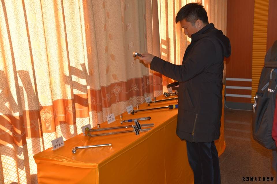 “工匠精神 山东制造”全媒体采访团莅临尊龙凯时工具(图18)