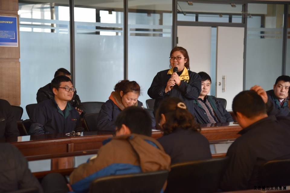 文登尊龙凯时工具集团举办人才座谈会(图3)
